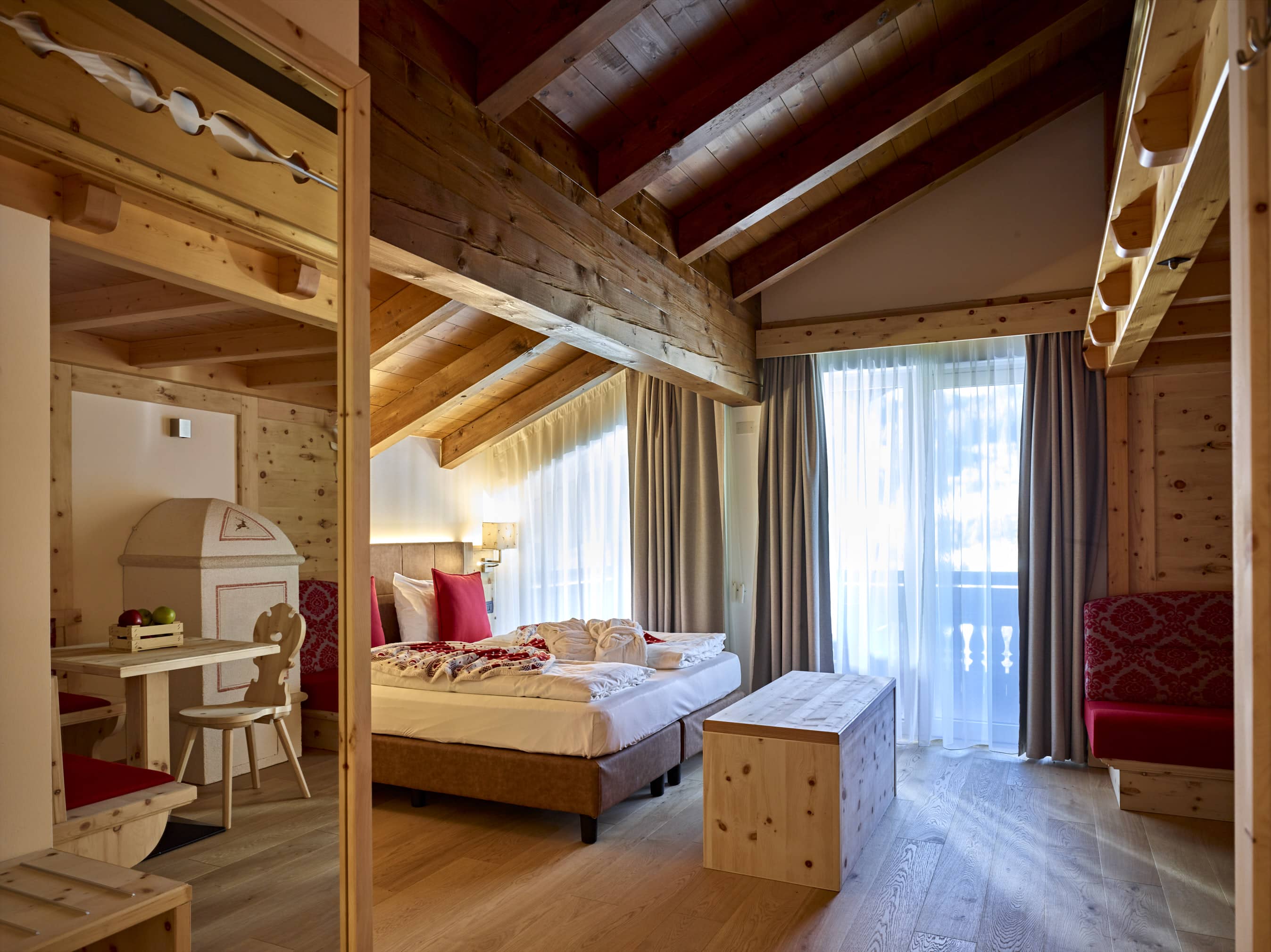 suite-tyrol-ingresso-bassa.jpg