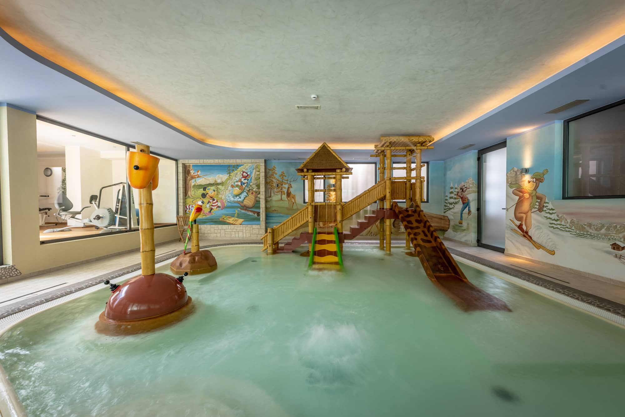 2-piscina-bimbi.jpg