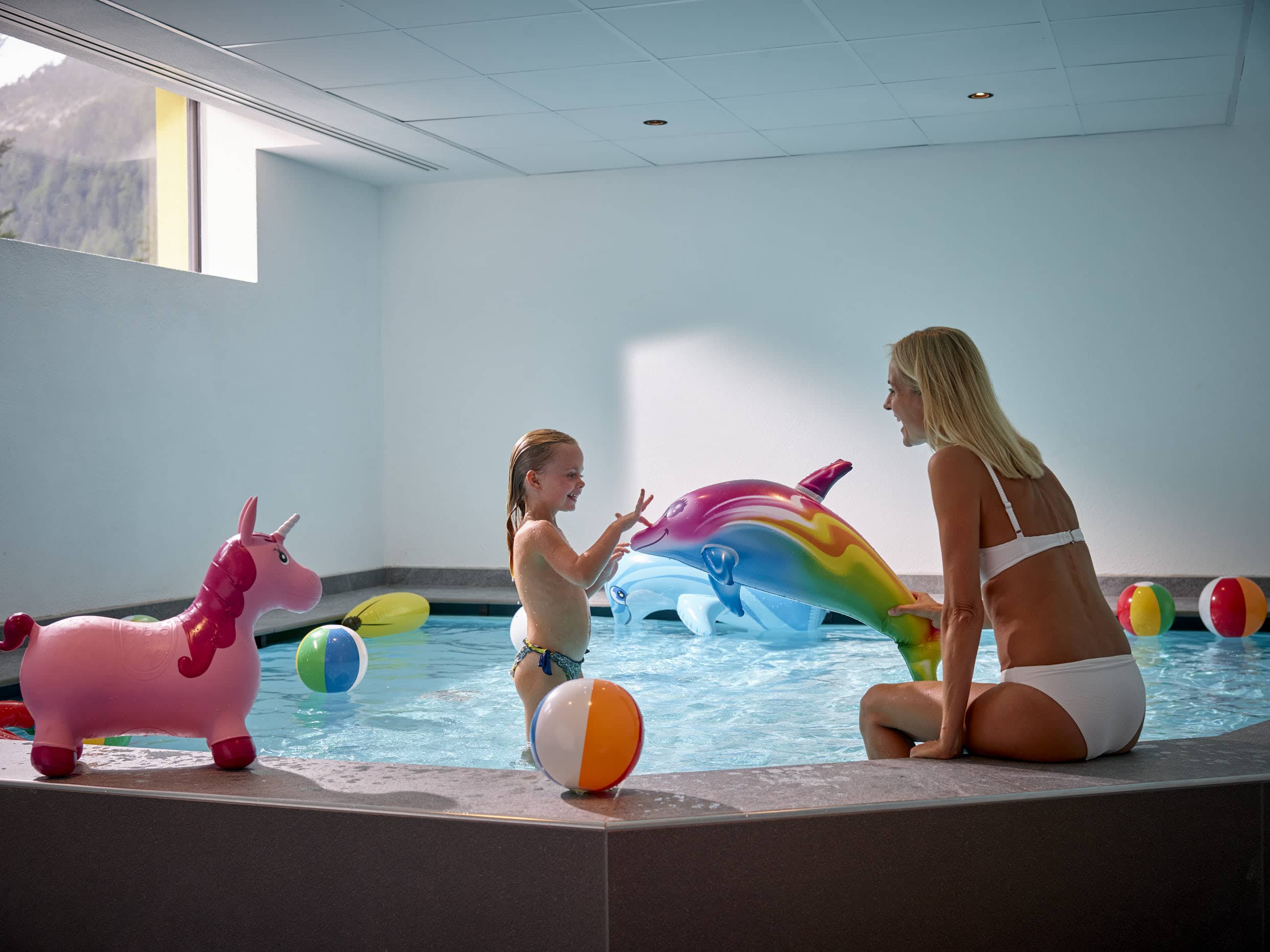 sha_spa77965.jpg